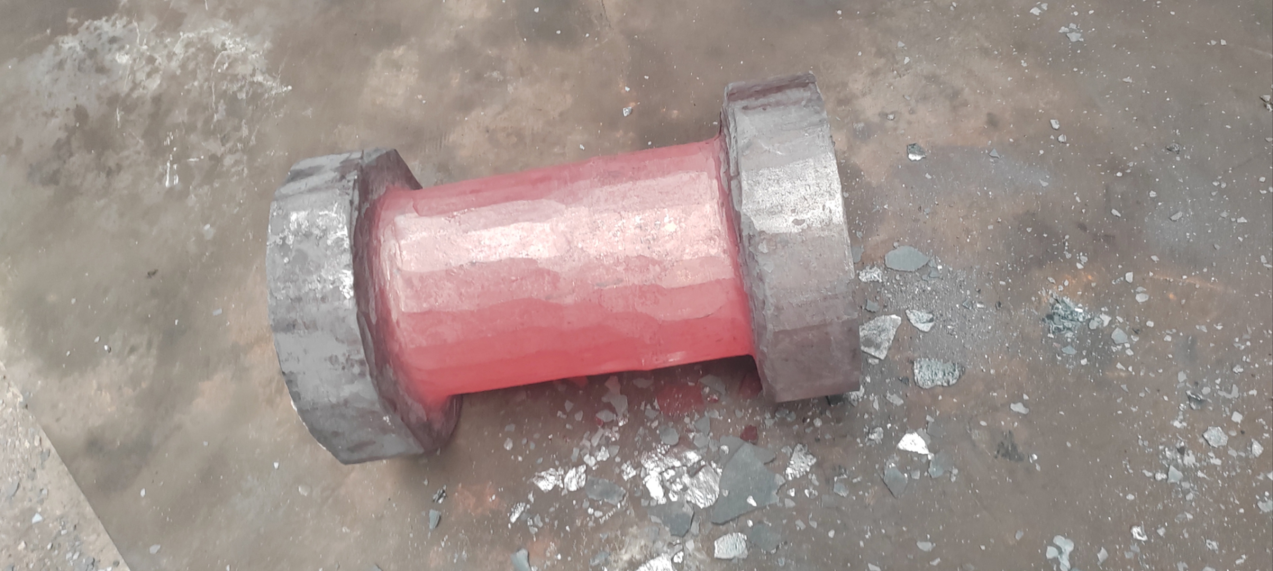 Nguyên liệu thô được sử dụng trong rèn là gì?