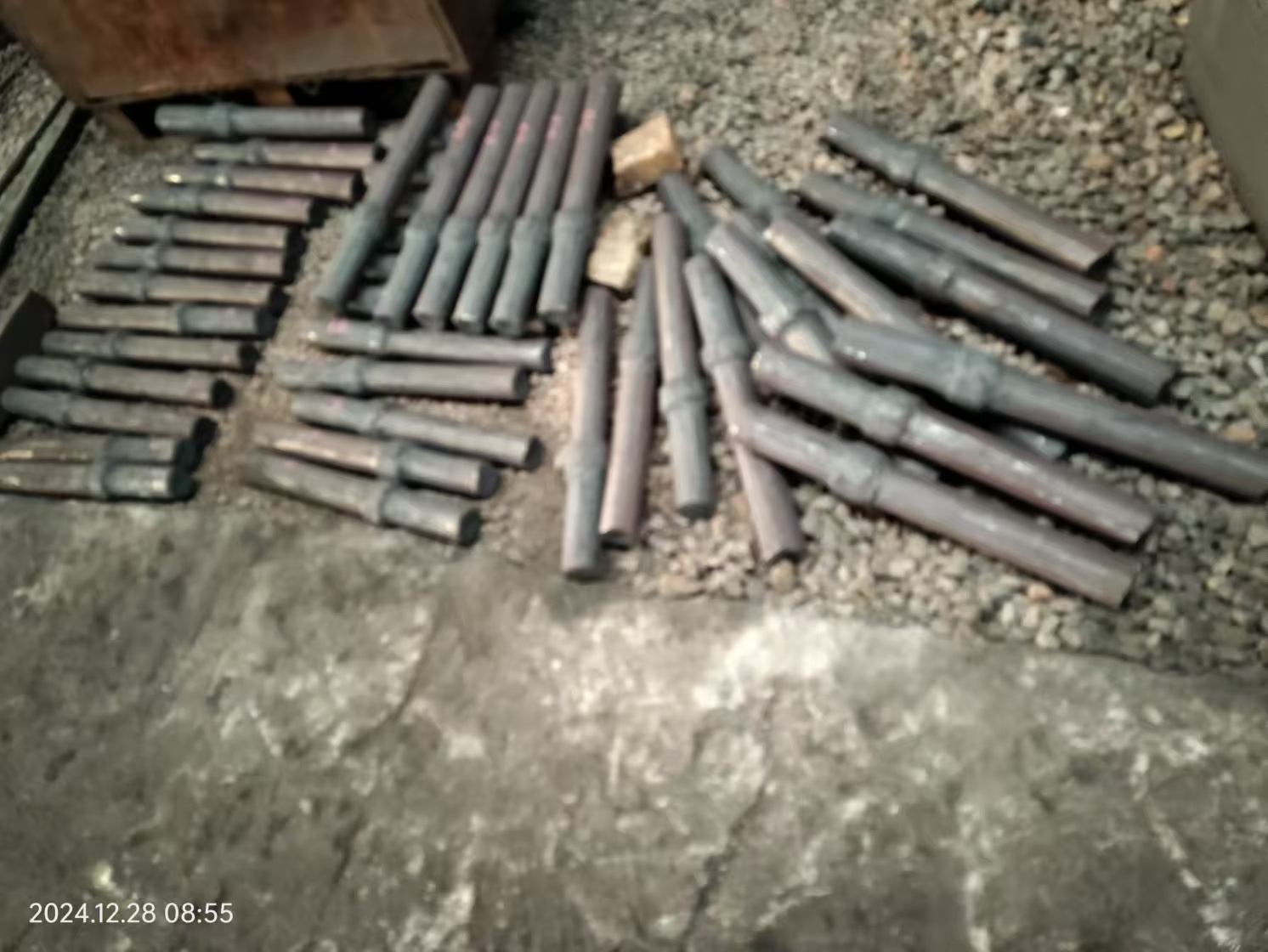 Sự khác biệt giữa quá trình đúc và rèn của máy nghiền búa là gì?